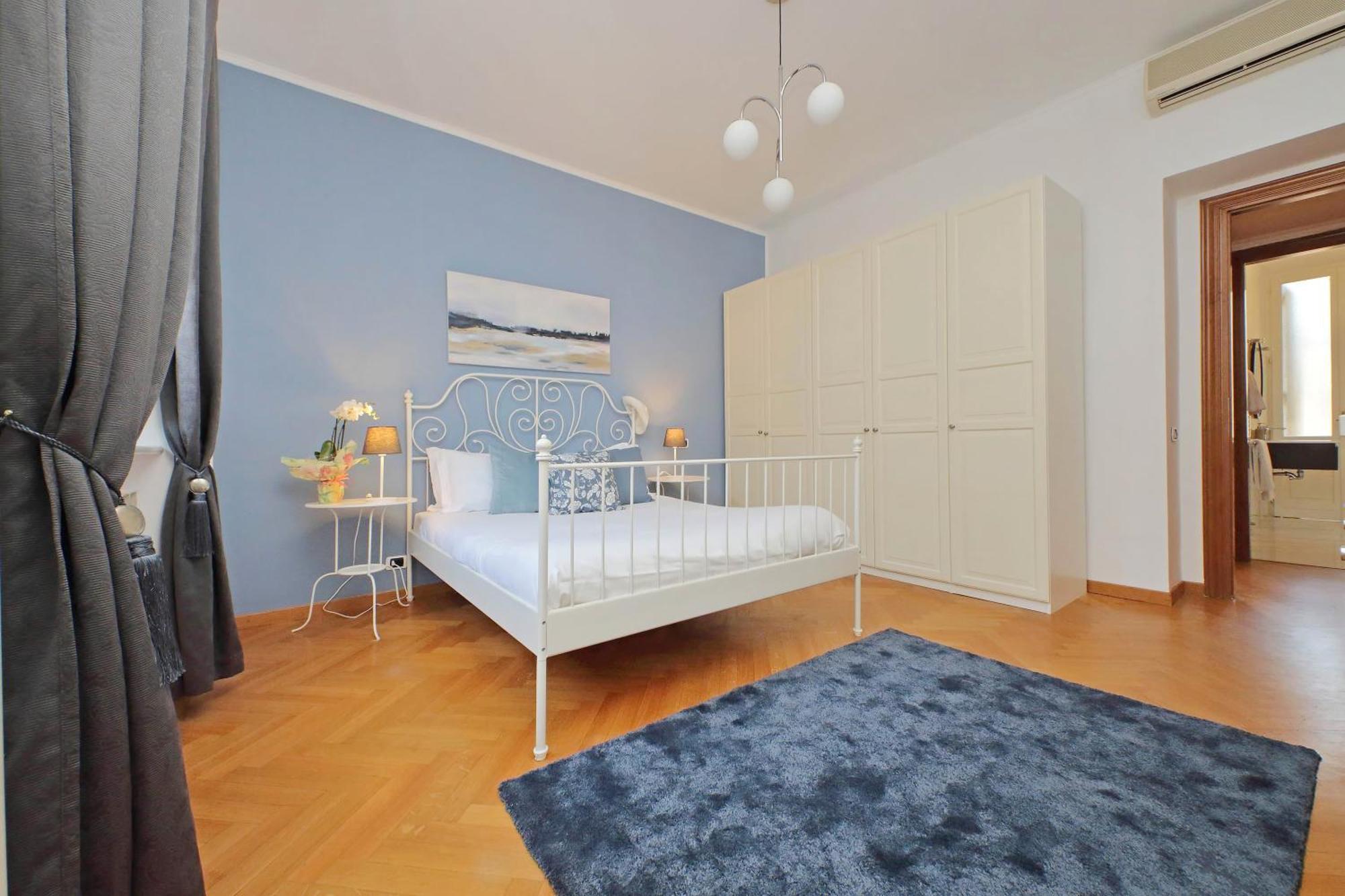 Ych-comfortable 2 Bedrooms Flat Near Colosseum Apartamento Roma